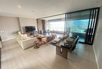 Apartamento en  Poblado, Medellín