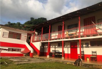 Villa-Quinta en  Caicedonia, Valle Del Cauca