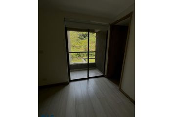 Apartamento en  Loma De Los Bernal, Medellín