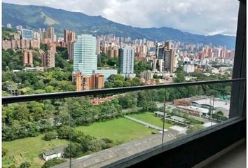 Apartamento en  Poblado, Medellín