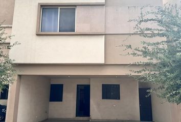 Casa en  Calle Francisco I. Madero 111-115, Centro De Apodaca, Apodaca, Nuevo León, 66600, Mex