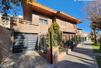 Casa en  Área Centro Este, Neuquén