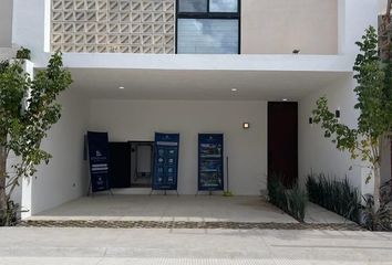 Casa en  Calle 18 108-108, Cholul, Mérida, Yucatán, 97305, Mex