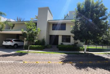 Casa en condominio en  Calle Grevilleas 2-18, Residencial Pulgas Pandas Sur, Aguascalientes, 20138, Mex