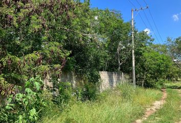 Lote de Terreno en  Calle 21, Cholul, Mérida, Yucatán, 97305, Mex