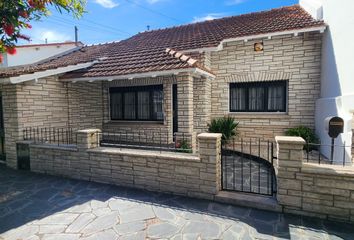 Casa en  Las Avenidas, Mar Del Plata