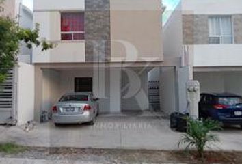 Casa en  Calle Álamo, Los Encinos Residencial, Apodaca, Nuevo León, 66634, Mex