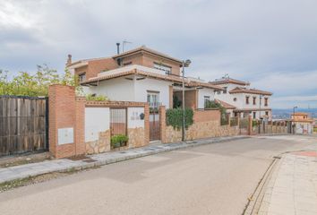 Chalet en  La Zubia, Granada Provincia