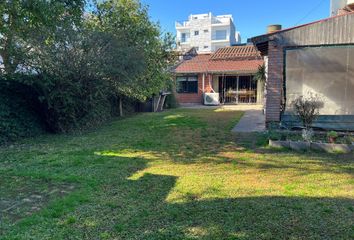 Casa en  Villa Luzuriaga, La Matanza