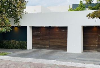 Casa en  Calle Arrollo Casablanca, La Cañada, Juriquilla, La Antigua Juriquilla, Querétaro, 76230, Mex