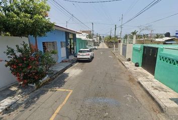 Casa en  Avenida Manuel Nieto, Murillo Vidal, Manuel Nieto, Boca Del Río, Veracruz De Ignacio De La Llave, 94296, Mex