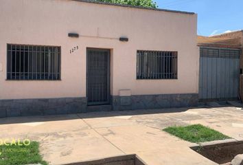 Casa en  Calle Formosa 617-697, Godoy Cruz, M5501, Mendoza, Arg