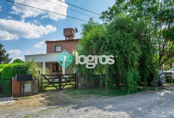 Casa en  Avenida Combatiente De Malvinas, Villa Los Álamos, Cerrillos, Salta, Arg