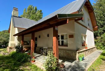 Casa en  Calle Chimehuin 54, San Martín De Los Andes, Lácar, Neuquén, Arg