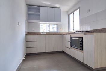 Apartamento en  Loma De Los Bernal, Medellín