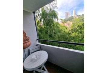 Apartamento en  Las Lomas, Medellín