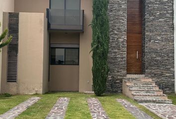 Casa en condominio en  La Campiña Del Bosque, Boulevard Country Club Gran Jardín, Guanajuato, México