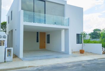 Casa en condominio en  Calle 9, Sitpach, Mérida, Yucatán, 97306, Mex