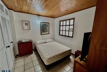 Apartamento en  La Ámerica, Medellín