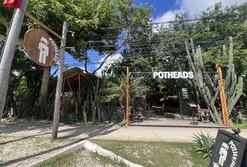 Lote de Terreno en  Avenida Tulum, Tulum, Quintana Roo, 77760, Mex