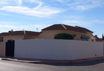 Chalet en  Distrito 3 - Playas - La Mata, Torrevieja