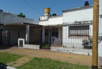 Casa en  Banfield, Partido De Lomas De Zamora