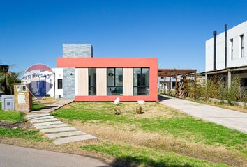 Casa en  Alejandro Petión, Partido De Cañuelas