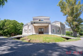 Casa en  Parque Leloir, Partido De Ituzaingó