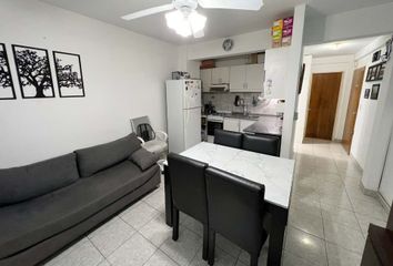 Departamento en  Martín Coronado, Tres De Febrero