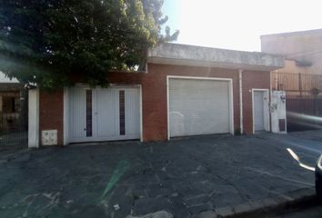 Casa en  Morón, Partido De Morón