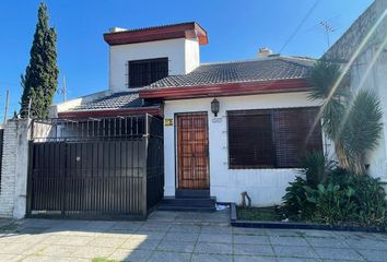 Casa en  Ciudadela, Tres De Febrero