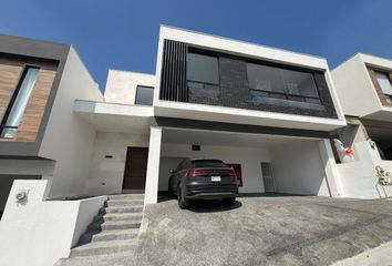 Casa en  Calle Los Eucaliptos, Castaños Del Vergel, Monterrey, Nuevo León, 64985, Mex