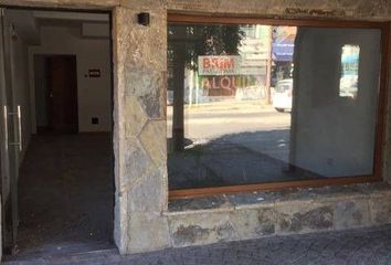 Locales en  Avenida San Martín 1388, San Martín De Los Andes, Lácar, Neuquén, Arg