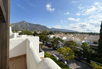 Duplex en  Distrito 3-nueva Andalucía, Marbella