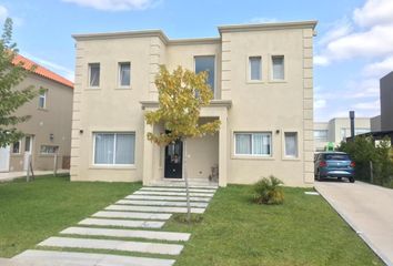 Casa en  Vista Bahía, Partido De Tigre