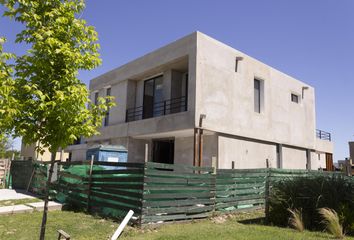 Casa en  El Naudir, Partido De Escobar