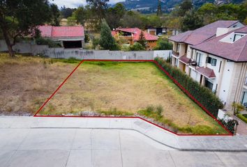 Terreno Comercial en  Challuabamba, Cuenca