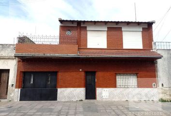 Casa en  La Tablada, La Matanza