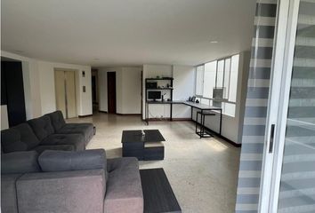 Apartamento en  Las Lomas, Medellín