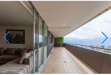 Apartamento en  El Tesoro, Medellín