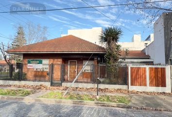 Casa en  Adrogué, Partido De Almirante Brown