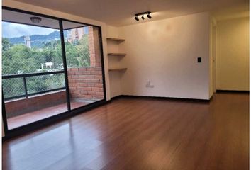 Apartamento en  Poblado, Medellín