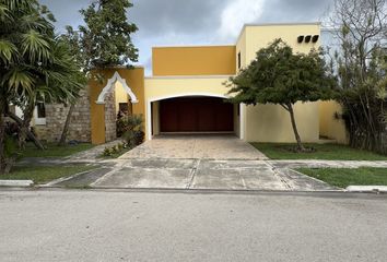 Casa en condominio en  Temozón Norte, Mérida, Yucatán, Mex