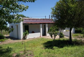 Casa en  Mariano Unzué, Bolívar