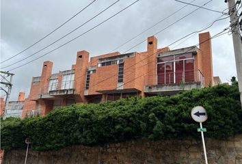 Casa en  Bosques De Pinos, Bogotá