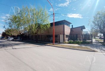 Casa en  Cipolletti, Río Negro