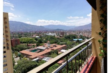 Apartamento en  Loma De Los Bernal, Medellín