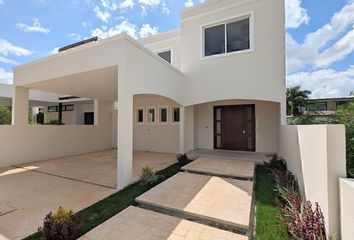 Casa en  Cholul, Mérida, Yucatán, Mex