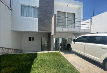 Casa en  Fraccionamiento Burgos Bugambilias, Temixco, Morelos