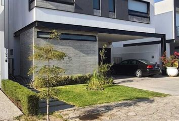 Casa en  Avenida Río San Francisco, Arauca Ii, Zapopan, Jalisco, 45019, Mex